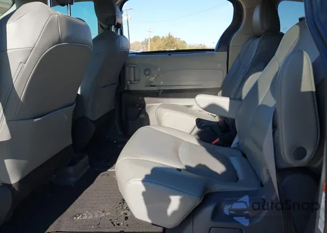 2021 Toyota Sienna Xle from USA, damaged, VIN 5TDYRKEC1MS024687